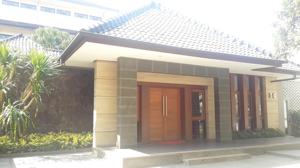 Dago Teuku Angkasa 14 Wisma tamu Bandung